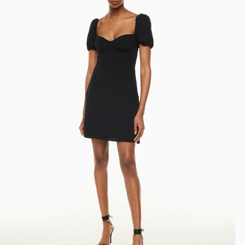 Elegant Black Puff Sleeve Dress